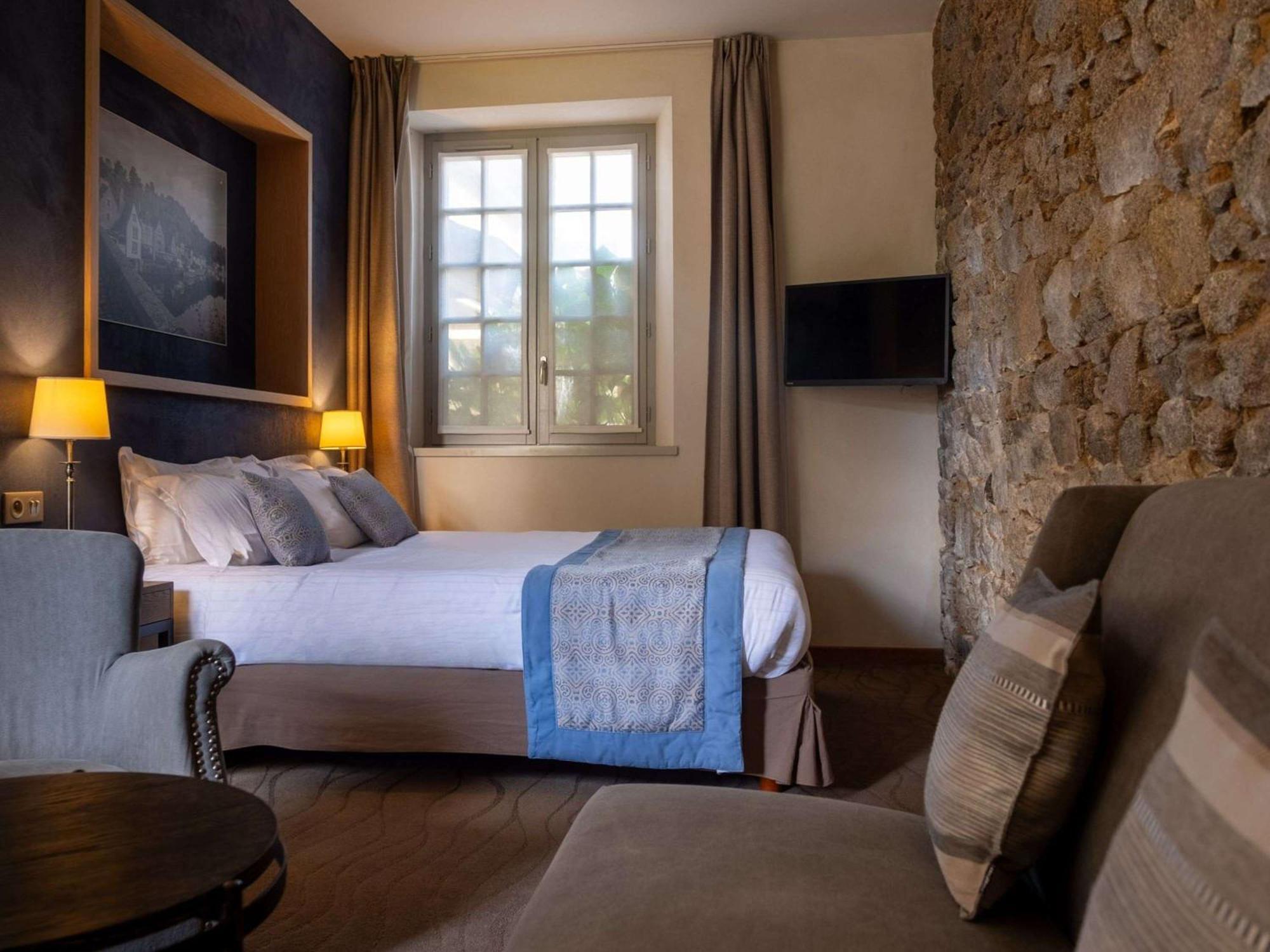 De L'abbaye; Bw Premier Collection 4*